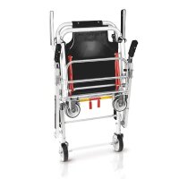 Faltbarer Tragestuhl mit Armlehnen und Fußstützen